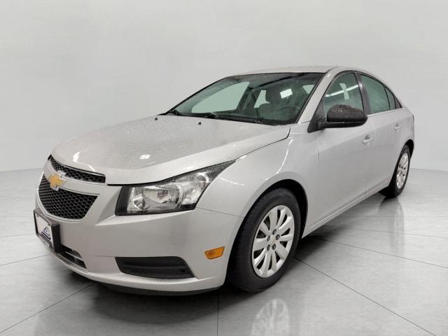 2011 Chevrolet Cruze Vehicle Photo in NEENAH, WI 54956-2243