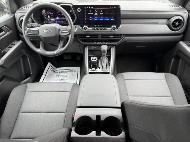 2024 Chevrolet Colorado Vehicle Photo in COLUMBIA, MO 65203-3903