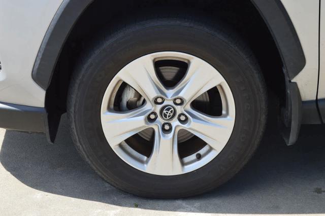 2020 Toyota RAV4 Vehicle Photo in Houston, TX 77090