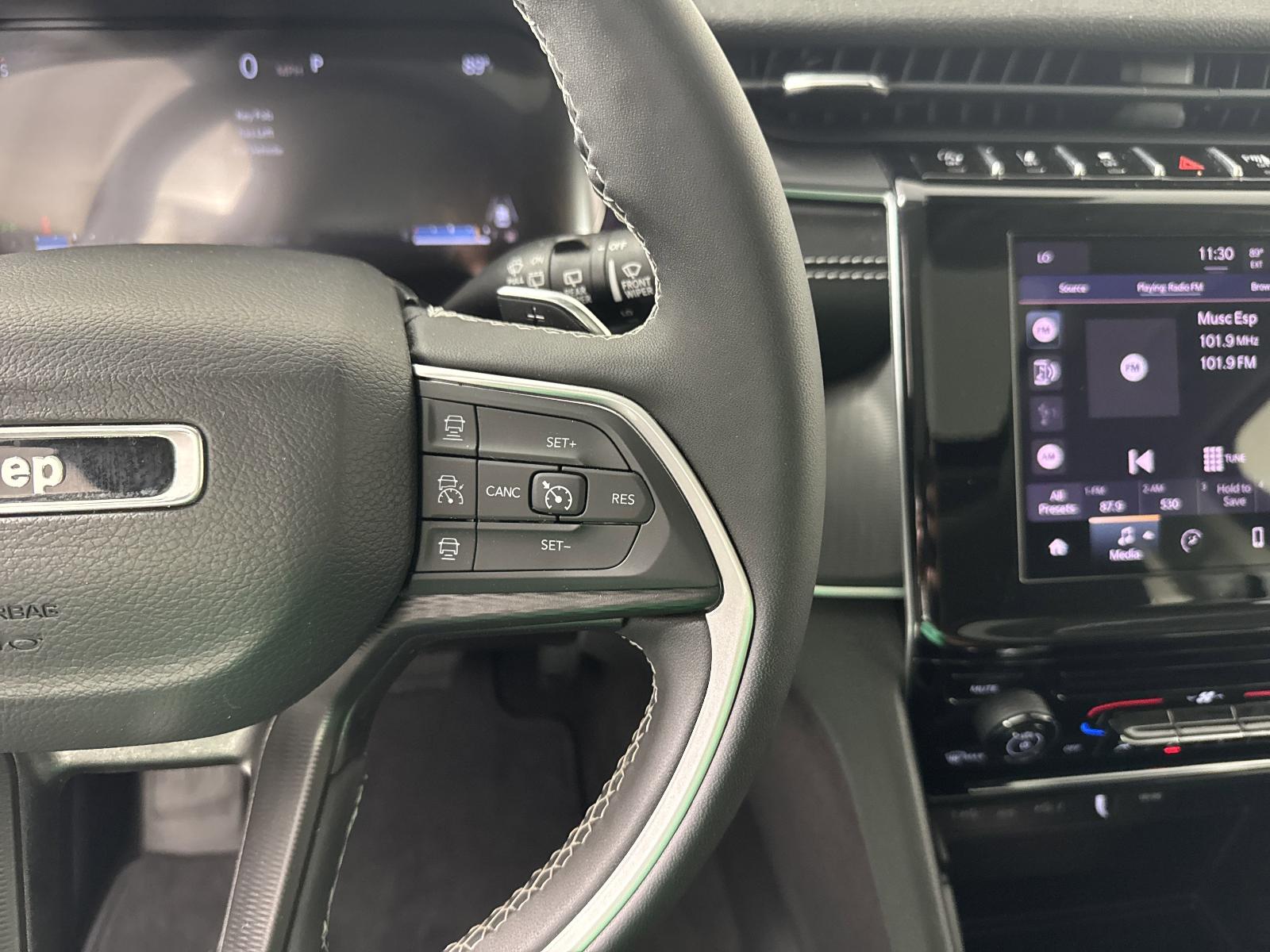 2024 Jeep Grand Cherokee Vehicle Photo in GEORGETOWN, TX 78626-7508