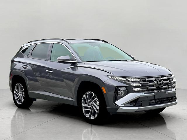 2025 Hyundai TUCSON Hybrid Vehicle Photo in Green Bay, WI 54304
