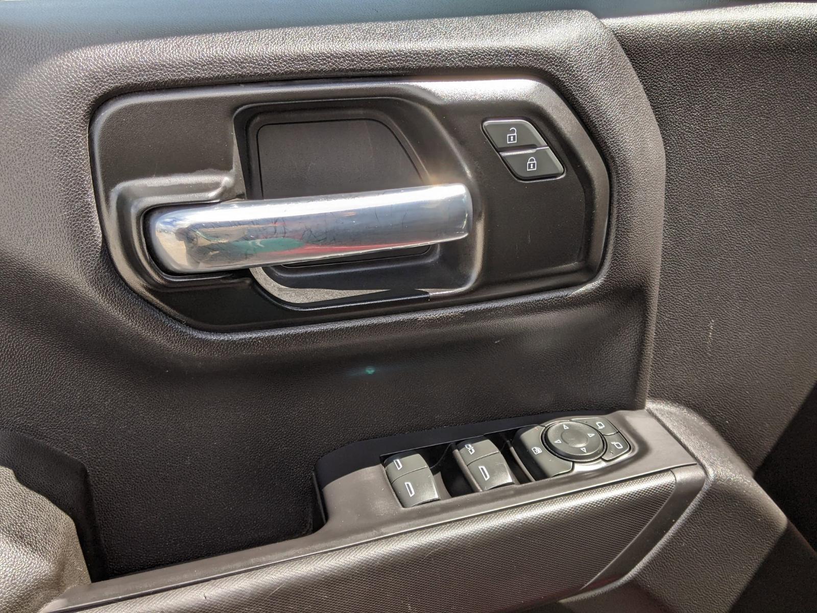 2021 Chevrolet Silverado 1500 Vehicle Photo in Seguin, TX 78155