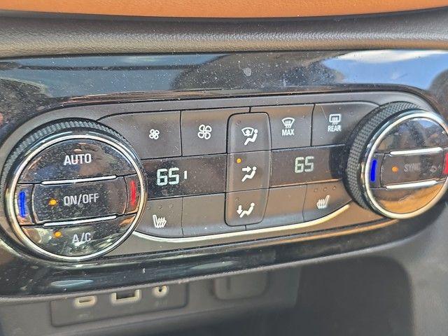 2021 Buick Encore GX Vehicle Photo in Pleasant Hills, PA 15236