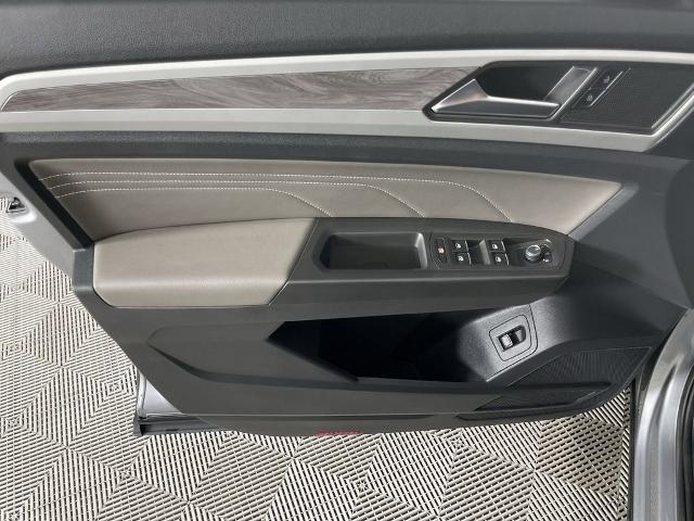 2023 Volkswagen Atlas Cross Sport Vehicle Photo in GILBERT, AZ 85297-0402