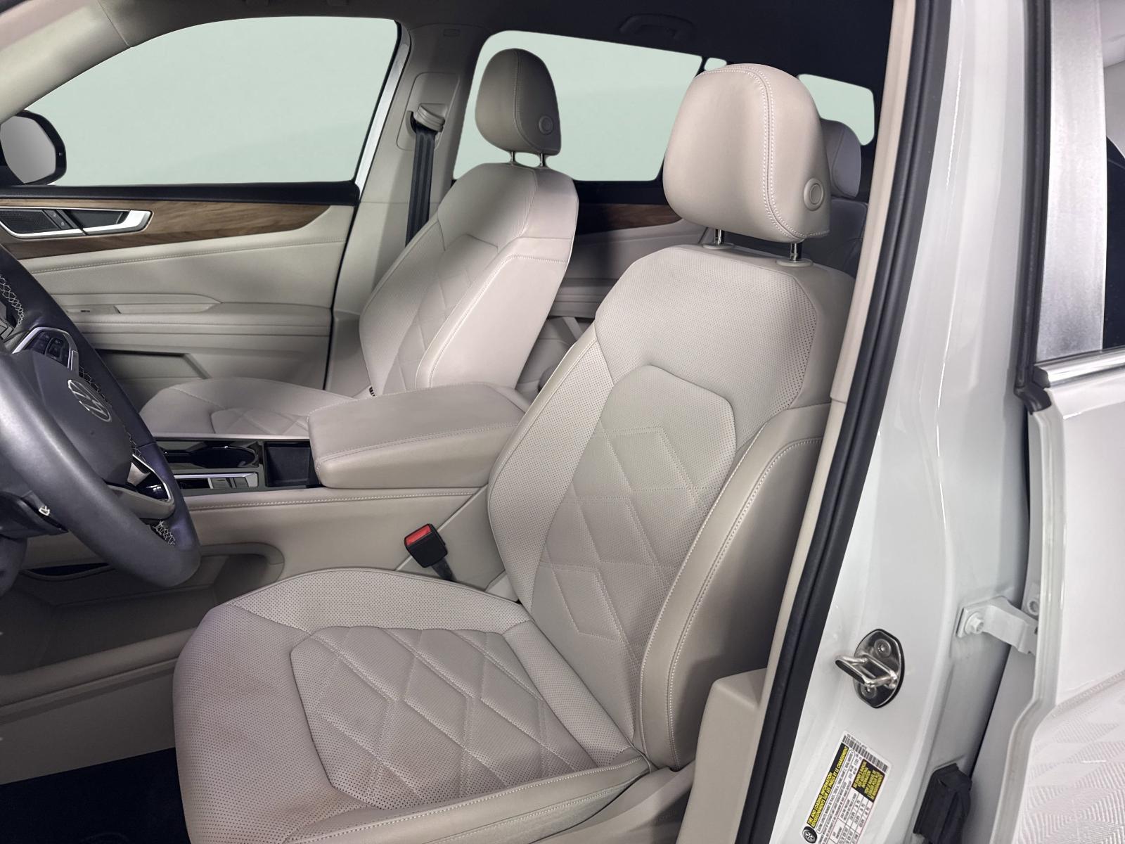 2024 Volkswagen Atlas Vehicle Photo in Georgetown, TX 78626
