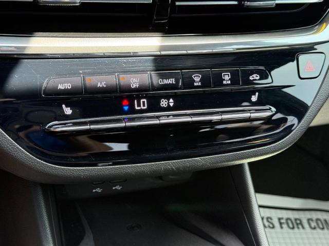2024 Buick Envista Vehicle Photo in COLUMBIA, MO 65203-3903