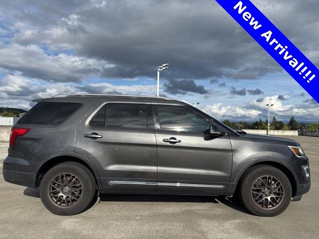 2017 Ford Explorer Vehicle Photo in Puyallup, WA 98371