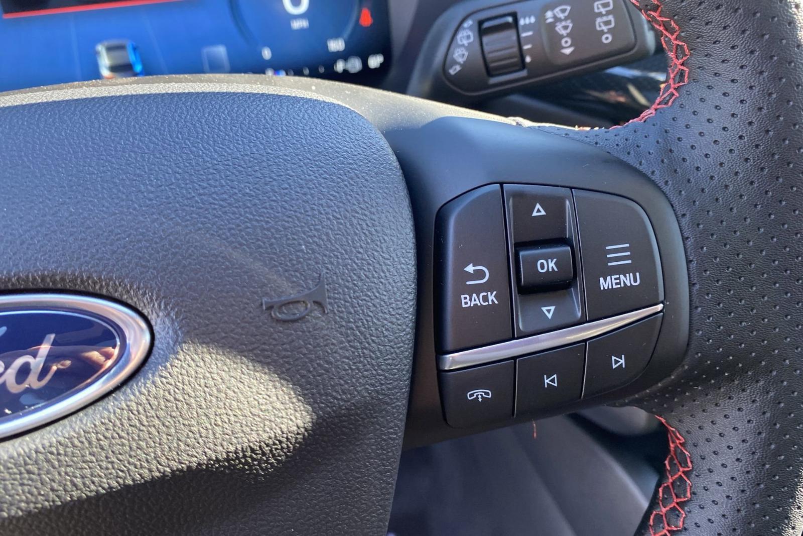 2025 Ford Escape Vehicle Photo in Belle Vernon, PA 15012