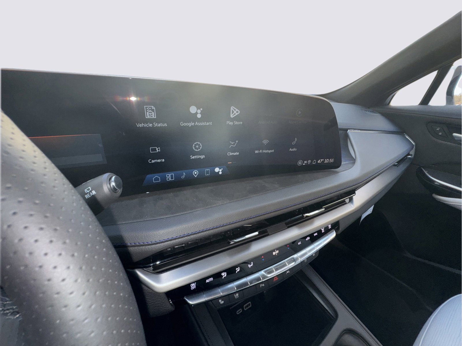 2025 Cadillac XT4 Vehicle Photo in LEOMINSTER, MA 01453-2952