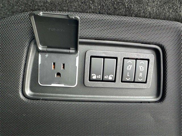 2023 Cadillac Escalade ESV Vehicle Photo in BATON ROUGE, LA 70809-4546