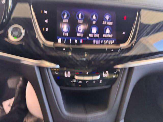 2025 Cadillac XT6 Vehicle Photo in DELRAY BEACH, FL 33483-3294