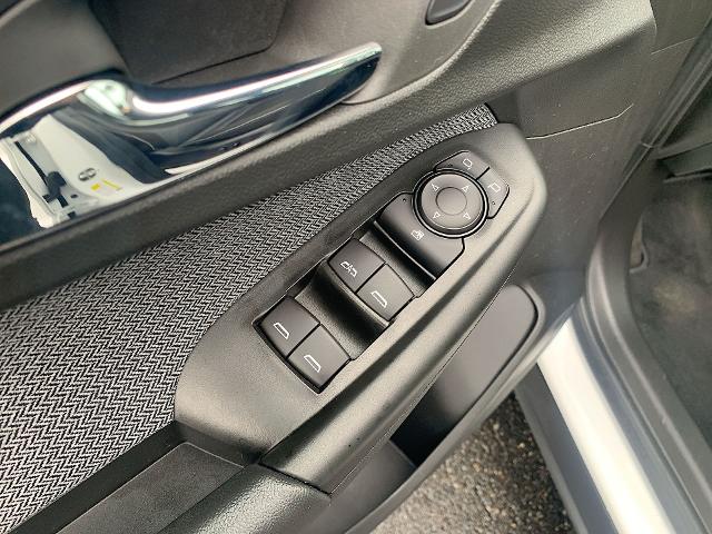 2022 Chevrolet Trailblazer Vehicle Photo in MOON TOWNSHIP, PA 15108-2571