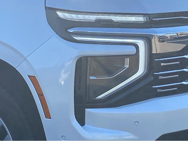 2025 Chevrolet Suburban Vehicle Photo in BEAUFORT, SC 29906-4218