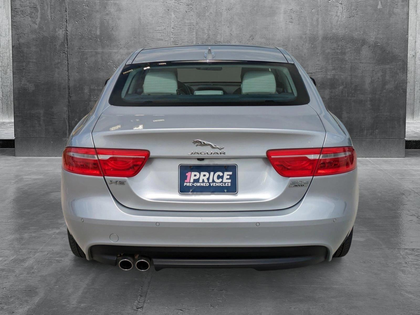 2017 Jaguar XE Vehicle Photo in Rockville, MD 20852
