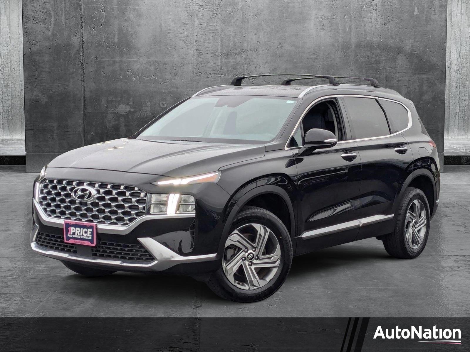 2022 Hyundai Santa Fe Vehicle Photo in VALENCIA, CA 91355-1705
