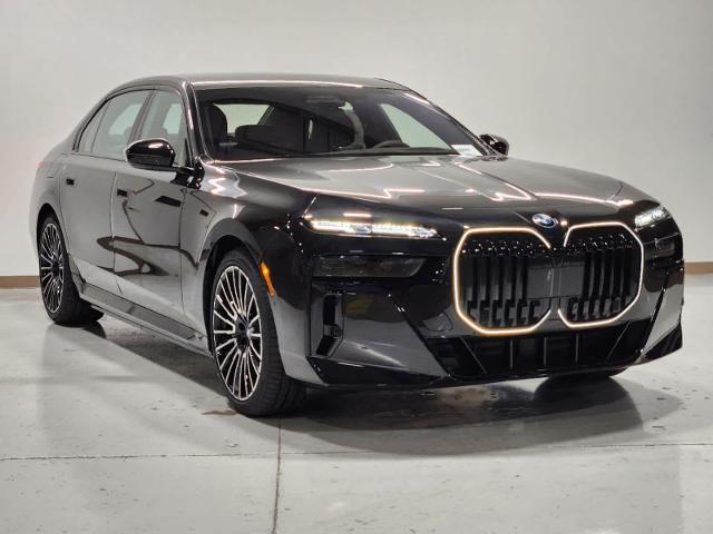 2025 BMW 750e xDrive Vehicle Photo in GRAPEVINE, TX 76051