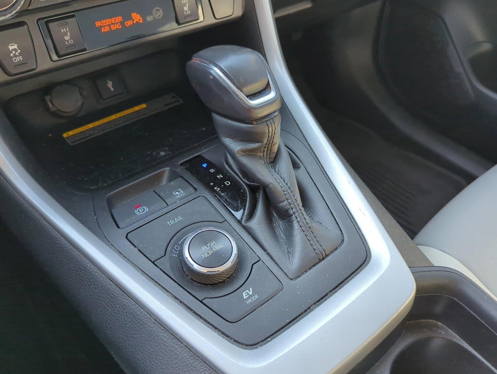 2021 Toyota RAV4 Vehicle Photo in Ft. Myers, FL 33907