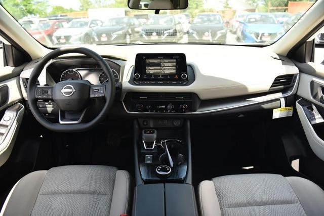 2025 Nissan Rogue Vehicle Photo in Ballwin, MO 63011