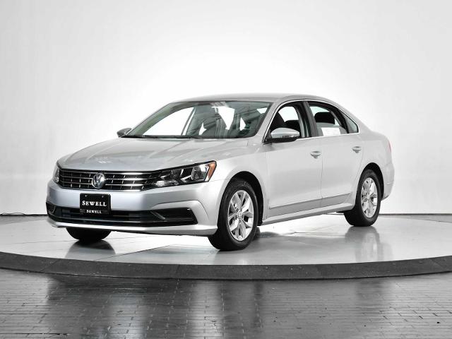 2016 Volkswagen Passat Vehicle Photo in DALLAS, TX 75235