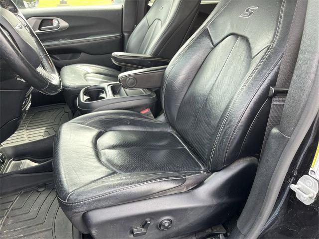 2020 Chrysler Pacifica Vehicle Photo in TULLY, NY 13159-3159