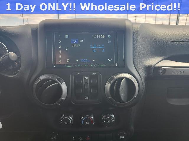 2018 Jeep Wrangler JK Unlimited Vehicle Photo in GREEN BAY, WI 54304-5303