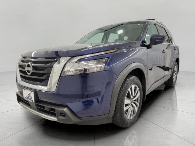 2024 Nissan Pathfinder Vehicle Photo in Appleton, WI 54914
