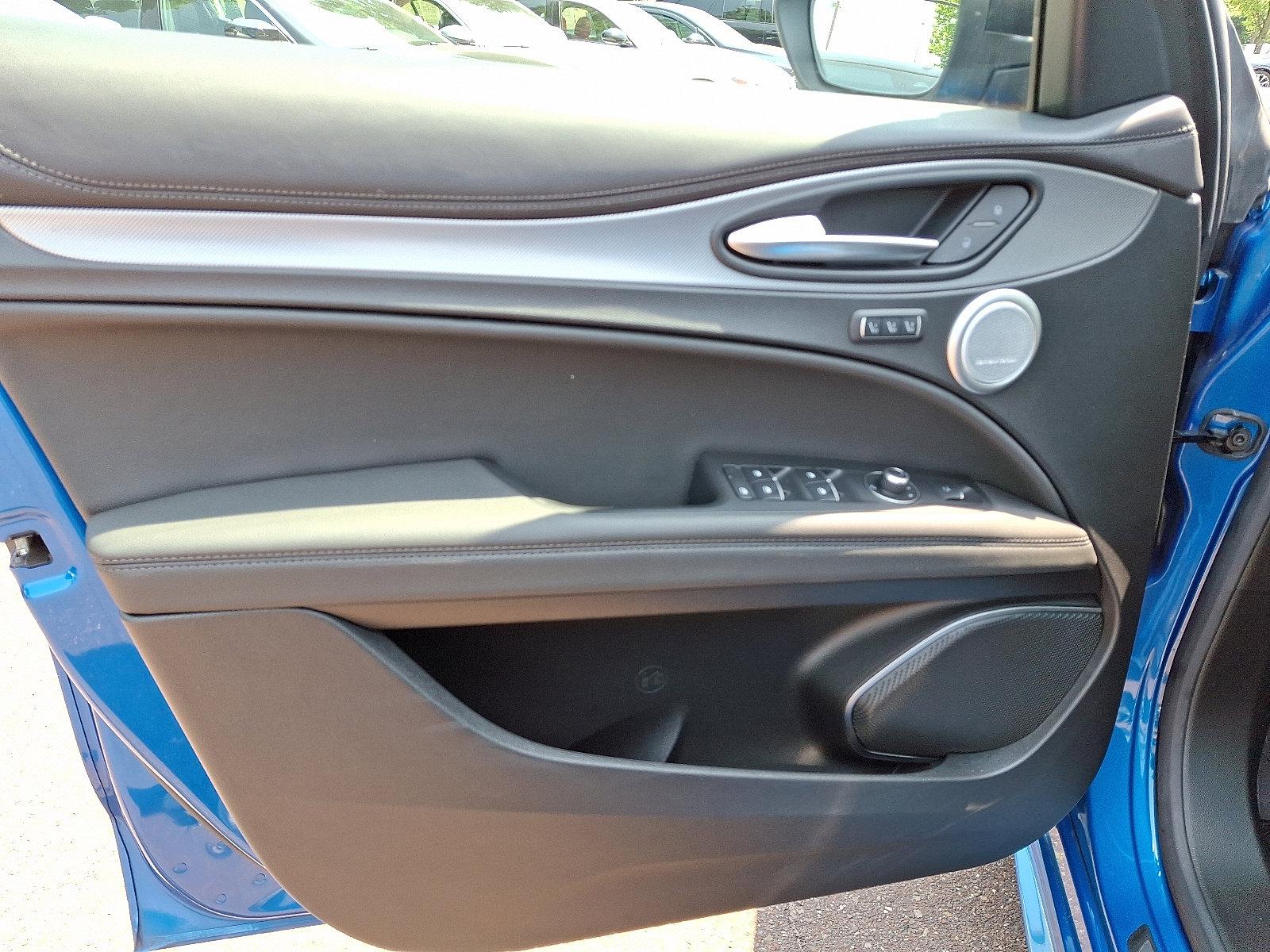 2023 Alfa Romeo Stelvio Vehicle Photo in Willow Grove, PA 19090