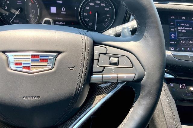 2022 Cadillac XT6 Vehicle Photo in Kansas City, MO 64114