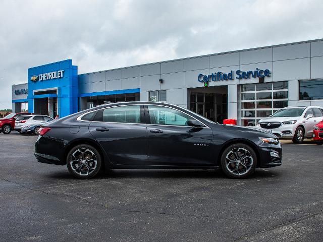 2022 Chevrolet Malibu Vehicle Photo in MADISON, IN 47250-1611
