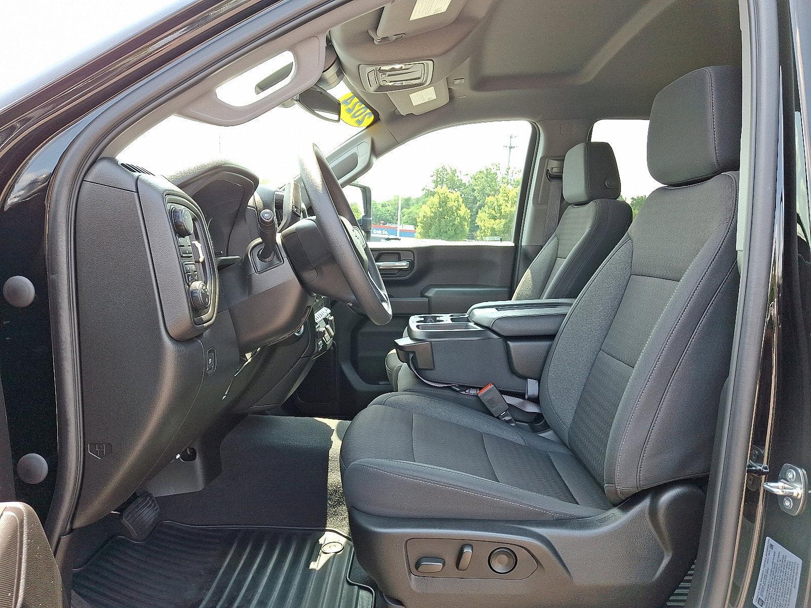 2024 Chevrolet Silverado 2500 HD Vehicle Photo in Trevose, PA 19053