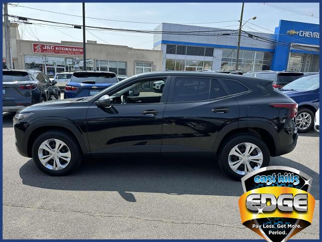 2024 Chevrolet Trax Vehicle Photo in Roslyn, NY 11576