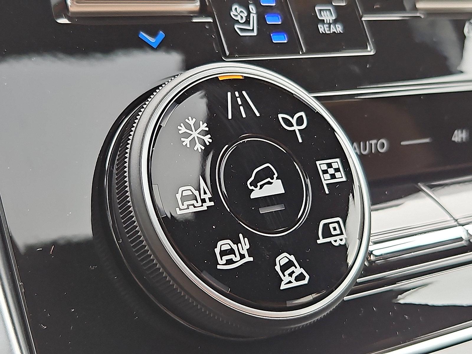 2025 Nissan Armada Vehicle Photo in Jenkintown, PA 19046