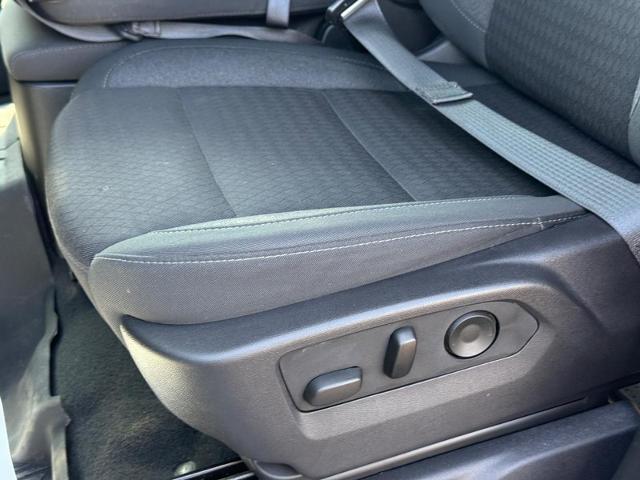 2024 Chevrolet Silverado 1500 Vehicle Photo in COLUMBIA, MO 65203-3903