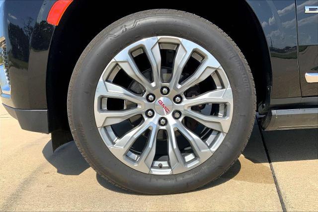 2023 GMC Yukon Vehicle Photo in TOPEKA, KS 66609-0000