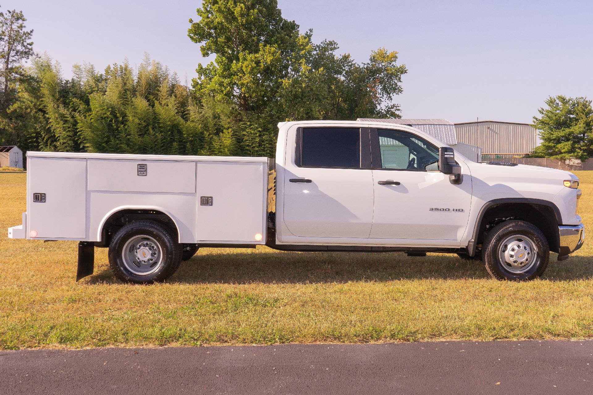 2024 Chevrolet Silverado 3500 HD Chassis Cab Vehicle Photo in SMYRNA, DE 19977-2874