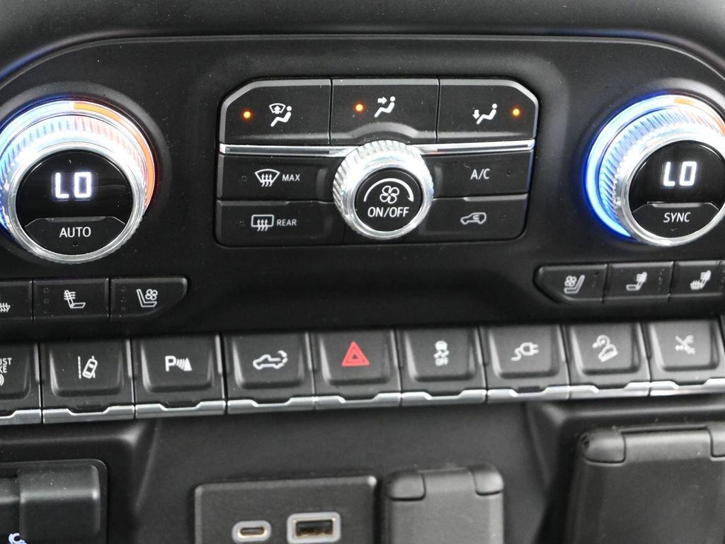 2022 GMC Sierra 2500 HD Vehicle Photo in Cedar Rapids, IA 52402