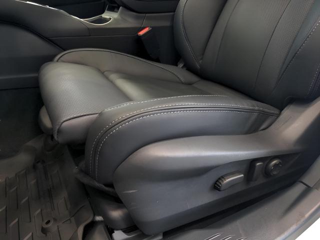 2025 Subaru Outback Vehicle Photo in Green Bay, WI 54304