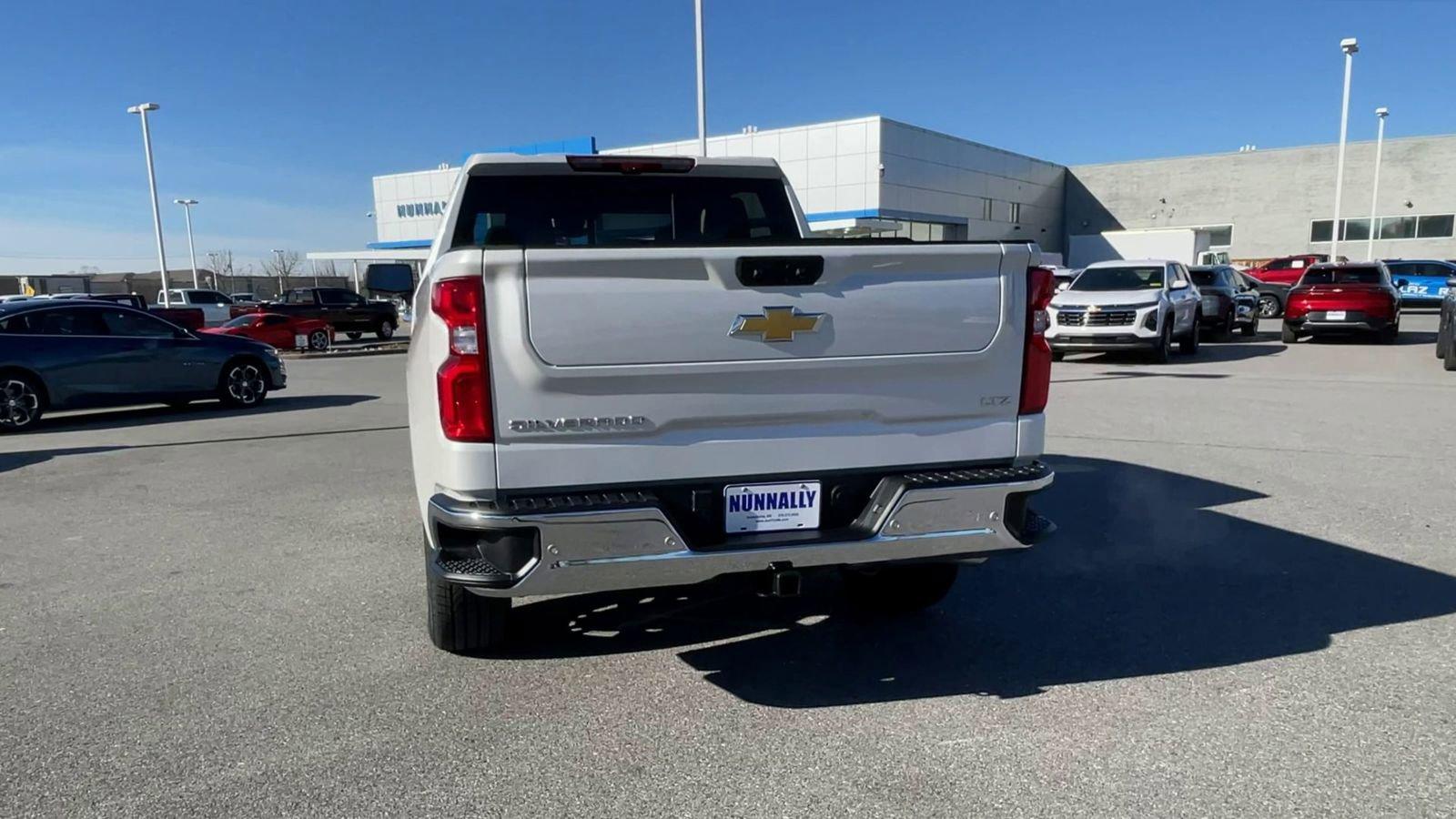 2025 Chevrolet Silverado 1500 Vehicle Photo in BENTONVILLE, AR 72712-4322