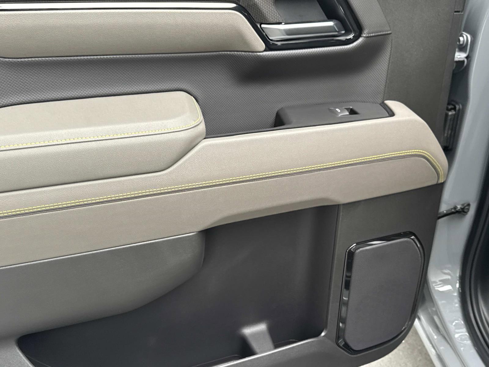 2025 Chevrolet Silverado 1500 Vehicle Photo in LOS ANGELES, CA 90007-3794
