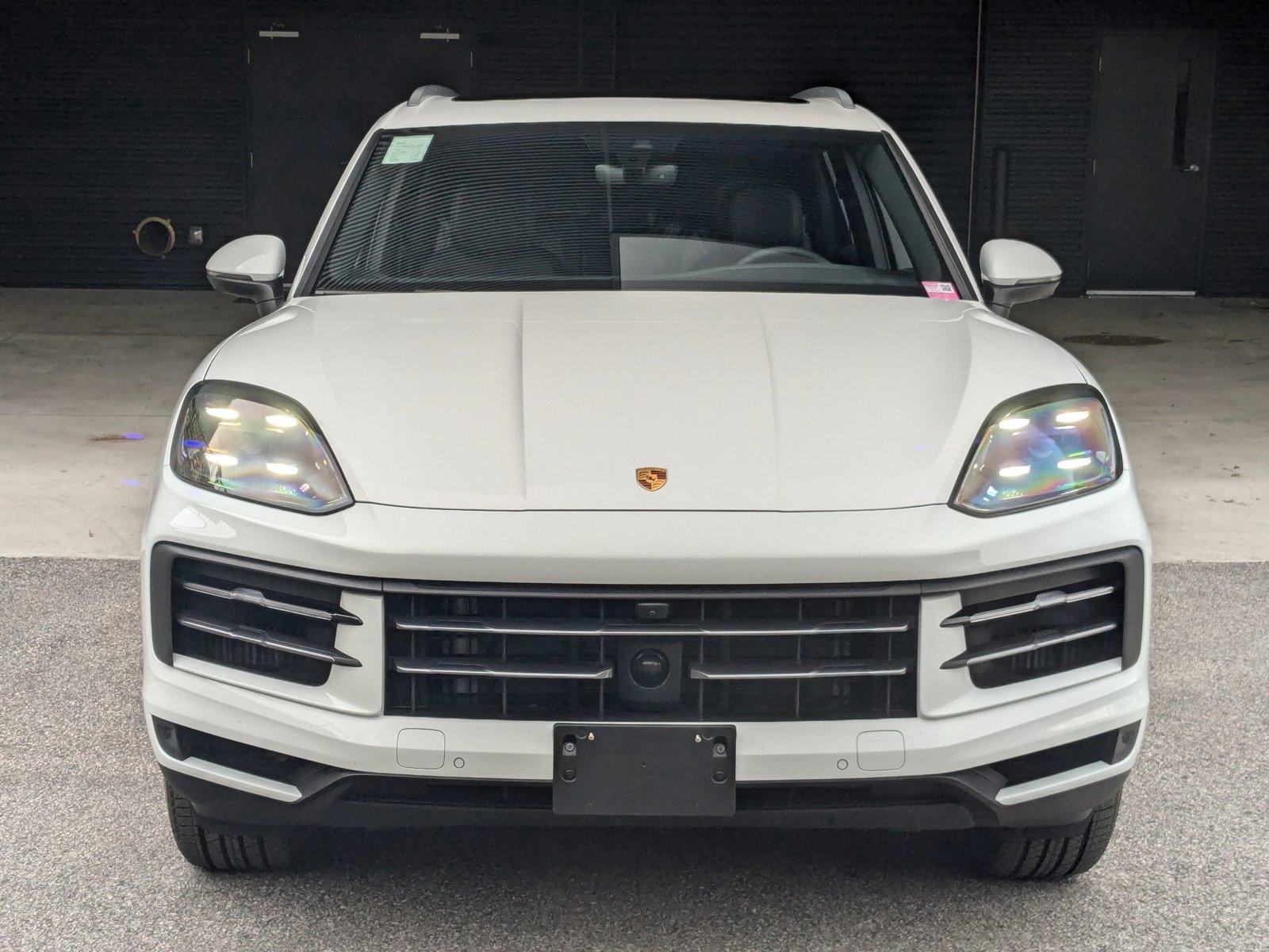 2024 Porsche Cayenne Vehicle Photo in Towson, MD 21204