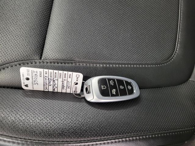 2024 Hyundai Santa Cruz Vehicle Photo in NEENAH, WI 54956-2243