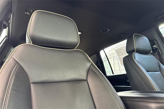 2021 GMC Yukon XL Vehicle Photo in ELK GROVE, CA 95757-8703