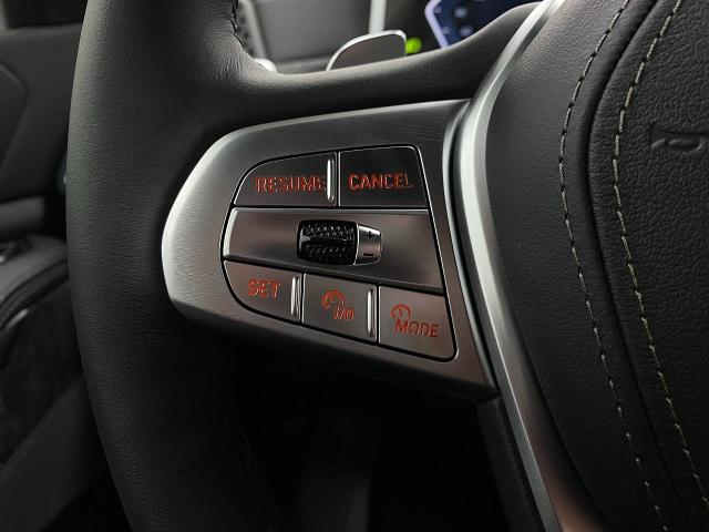 2025 BMW X7 xDrive40i Vehicle Photo in Appleton, WI 54913