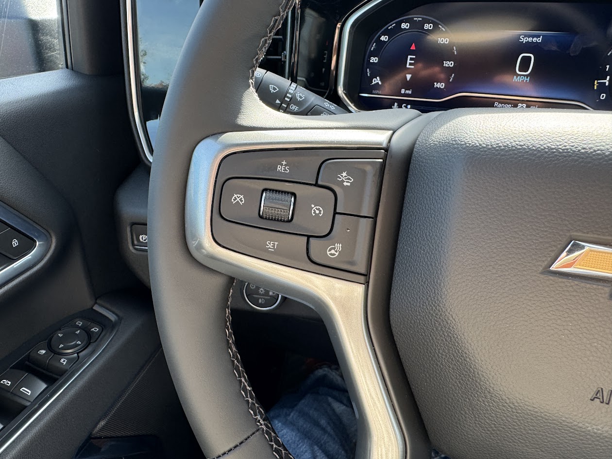 2025 Chevrolet Silverado 3500 HD Vehicle Photo in BOONVILLE, IN 47601-9633