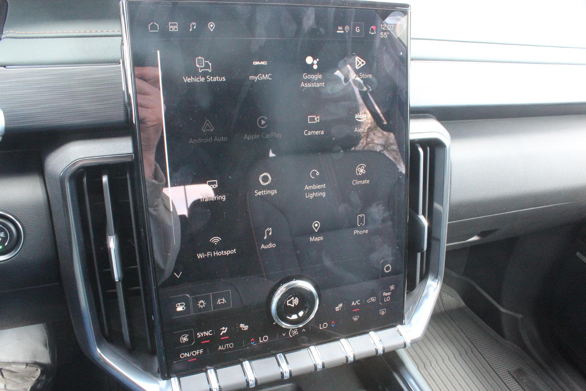 2025 GMC Acadia Vehicle Photo in AURORA, CO 80012-4011