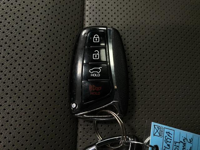 2019 Hyundai SANTA FE XL Vehicle Photo in Appleton, WI 54913
