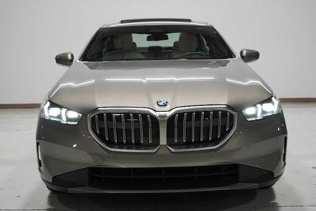 2024 BMW 530i Vehicle Photo in GRAPEVINE, TX 76051