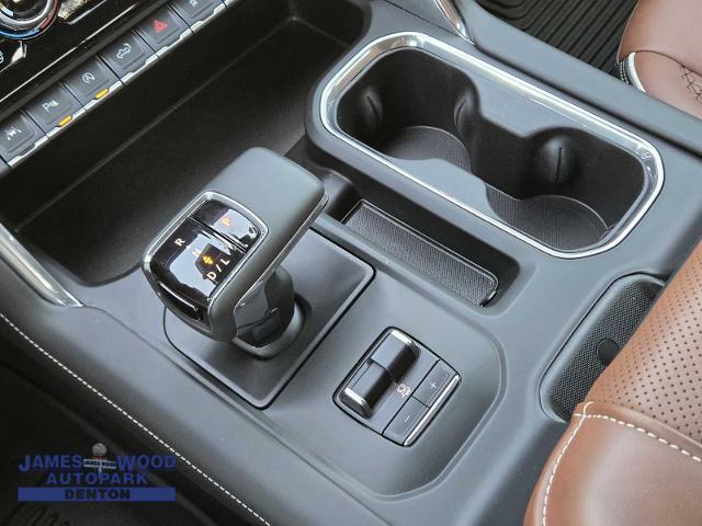 2024 GMC Sierra 1500 Vehicle Photo in DENTON, TX 76210-9321