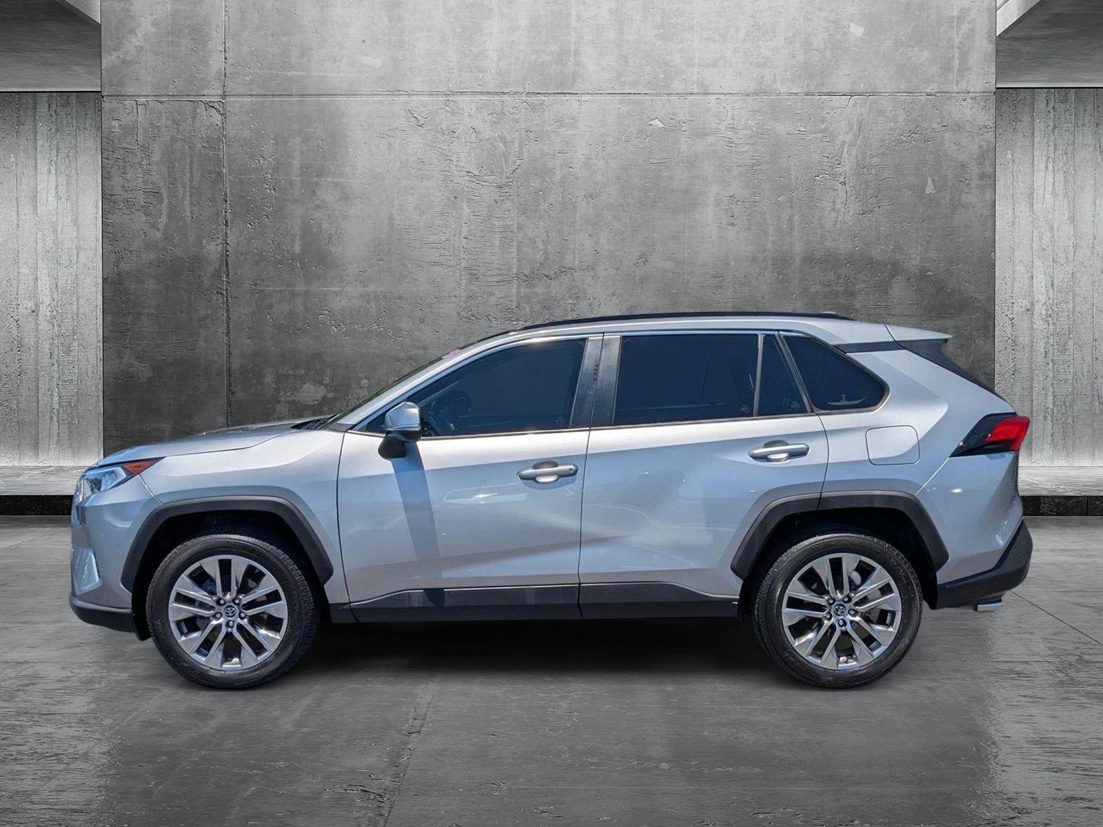 2019 Toyota RAV4 Vehicle Photo in Panama City, FL 32401