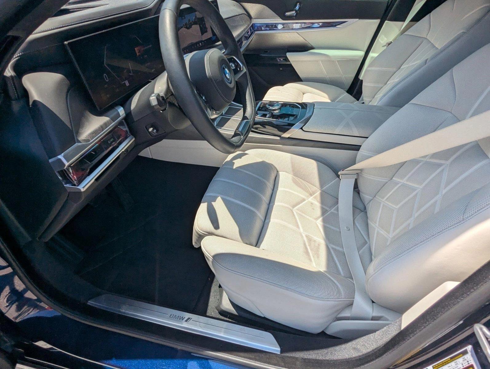 2023 BMW i7 Vehicle Photo in Delray Beach, FL 33444